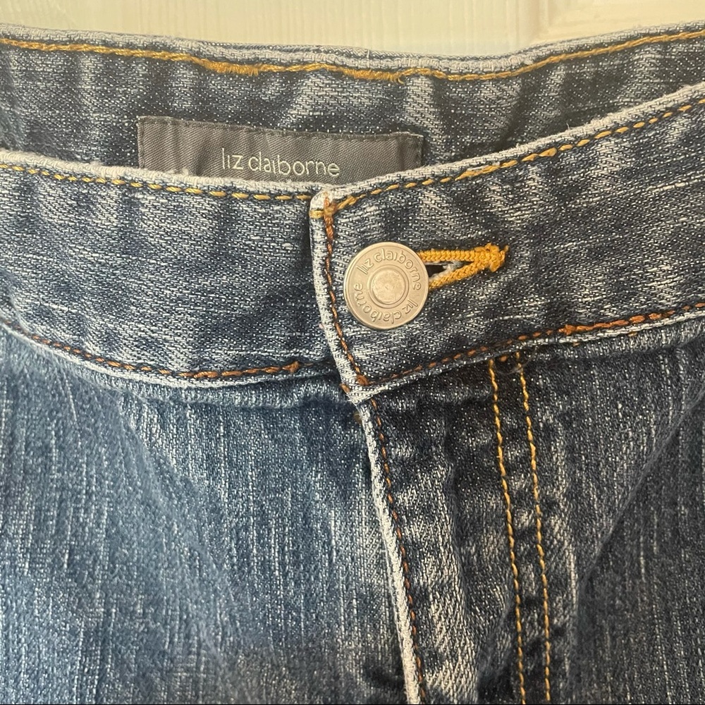 Liz Claiborne Women’s Denim Jeans - Picture 4 of 8